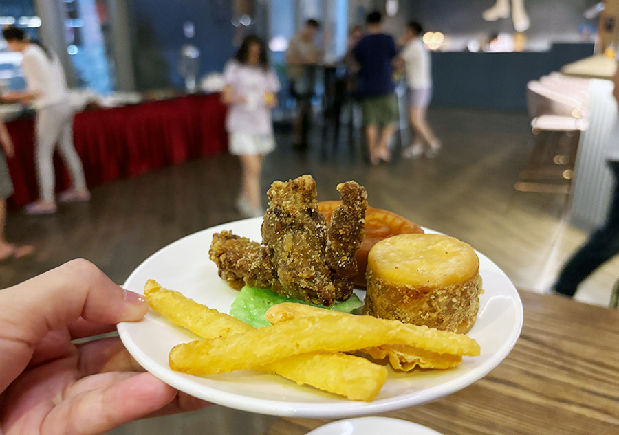 【宜蘭親子飯店推薦】綠舞觀光飯店團購開跑！動物互動+免費早餐宵夜+泡湯池與浴衣體驗