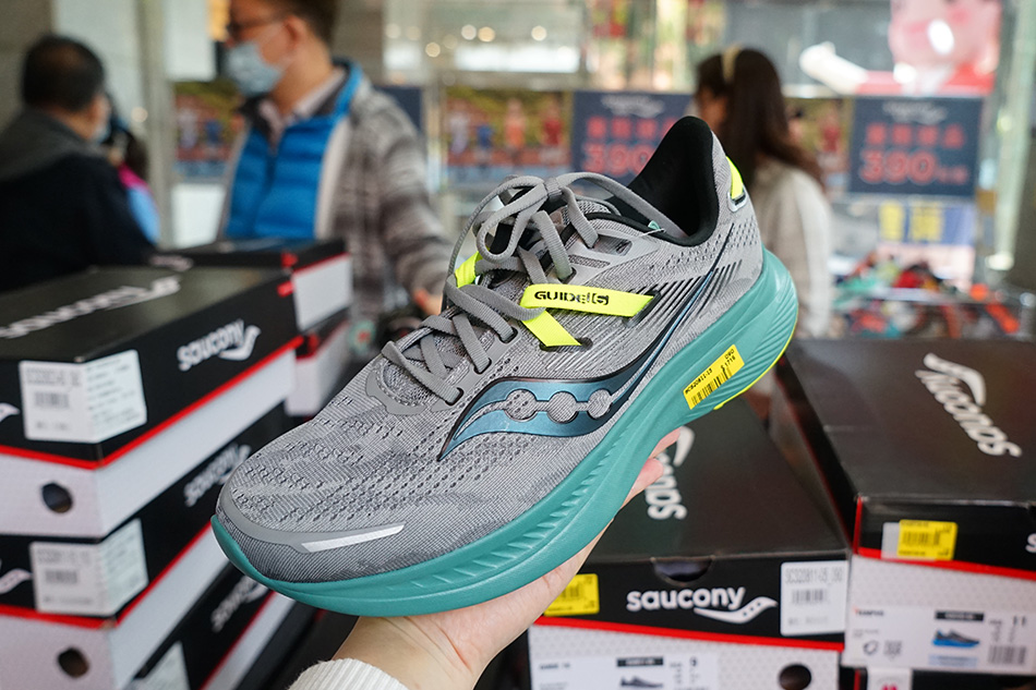 【Saucony台北特賣會】運動鞋特賣結束代理全面1折起！索康尼跑鞋、運動服飾一件不留！震撼價出清！