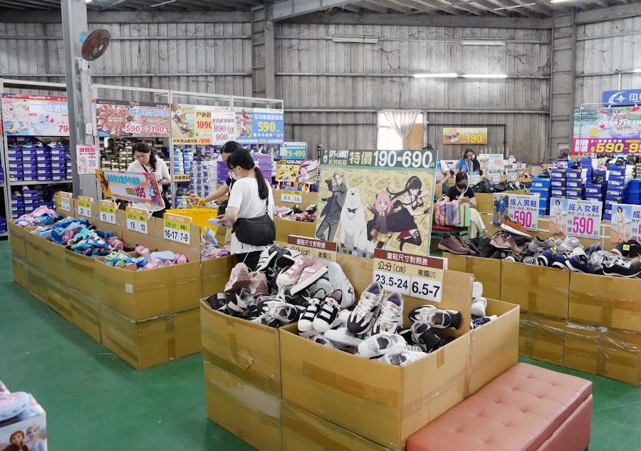 2025【凱英–台中特賣會】母親節戶外運動鞋衣感恩祭!機能運動鞋、卡通童鞋、登山健行鞋、涼拖鞋驚爆2折起! 105 2025【凱英–台中特賣會】母親節戶外運動鞋衣感恩祭!機能運動鞋、卡通童鞋、登山健行鞋、涼拖鞋驚爆2折起!