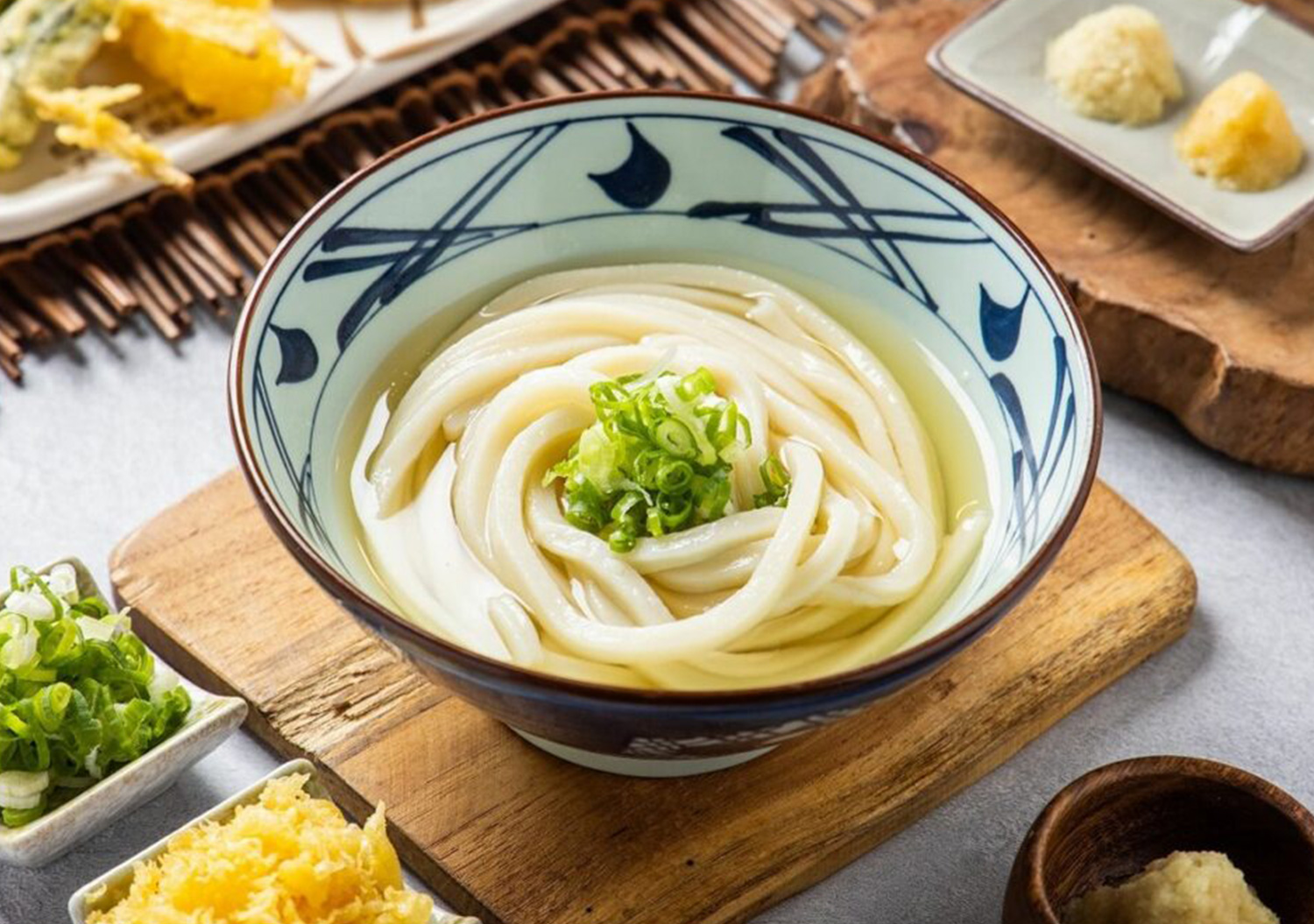 2025【全台買一送一特輯】9月餐廳優惠懶人包，飲料、美食揪朋友一起吃更省荷包！