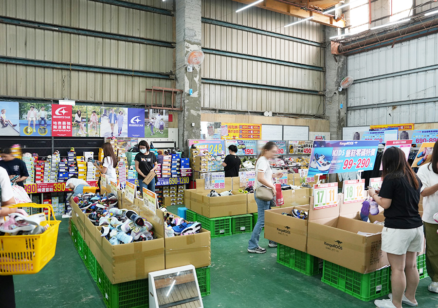 2025【美力–台中特賣會】年終開倉運動鞋特賣！卡通童鞋、登山健行鞋、護趾涼鞋、職人工作鞋、服飾與包配件全面1折起！