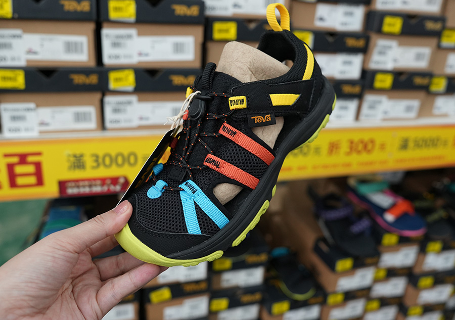 2025【美力–台中特賣會】年終開倉運動鞋特賣！卡通童鞋、登山健行鞋、護趾涼鞋、職人工作鞋、服飾與包配件全面1折起！