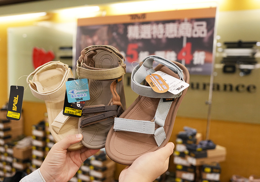 2025【UGG台北鞋特賣會】雪靴、穆勒鞋、運動鞋、涼拖鞋年終狂歡3折起！國際名品TEVA & KangaROOS強強聯手！