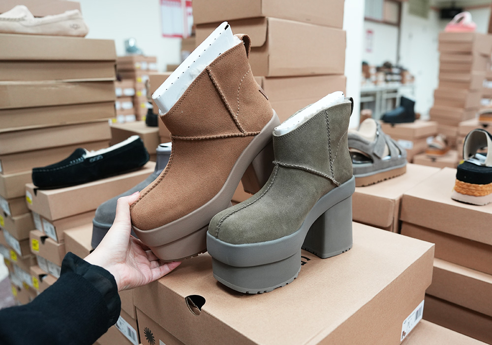 2025【UGG台北鞋特賣會】雪靴、穆勒鞋、運動鞋、涼拖鞋年終狂歡3折起！國際名品TEVA & KangaROOS強強聯手！