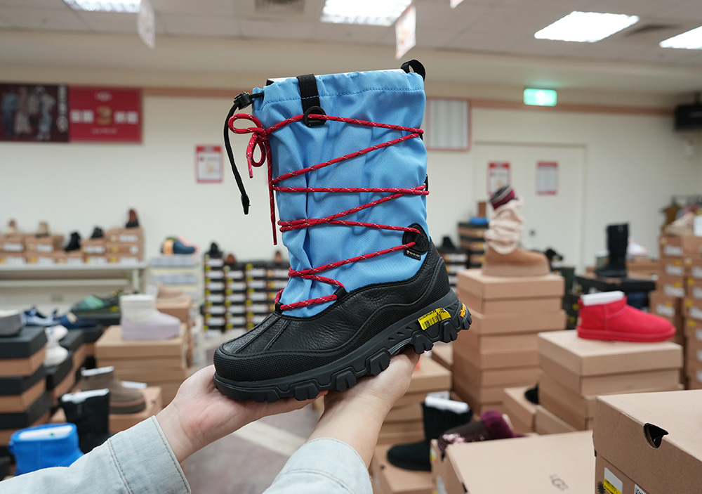 2025【UGG台北鞋特賣會】雪靴、穆勒鞋、運動鞋、涼拖鞋年終狂歡3折起！國際名品TEVA & KangaROOS強強聯手！