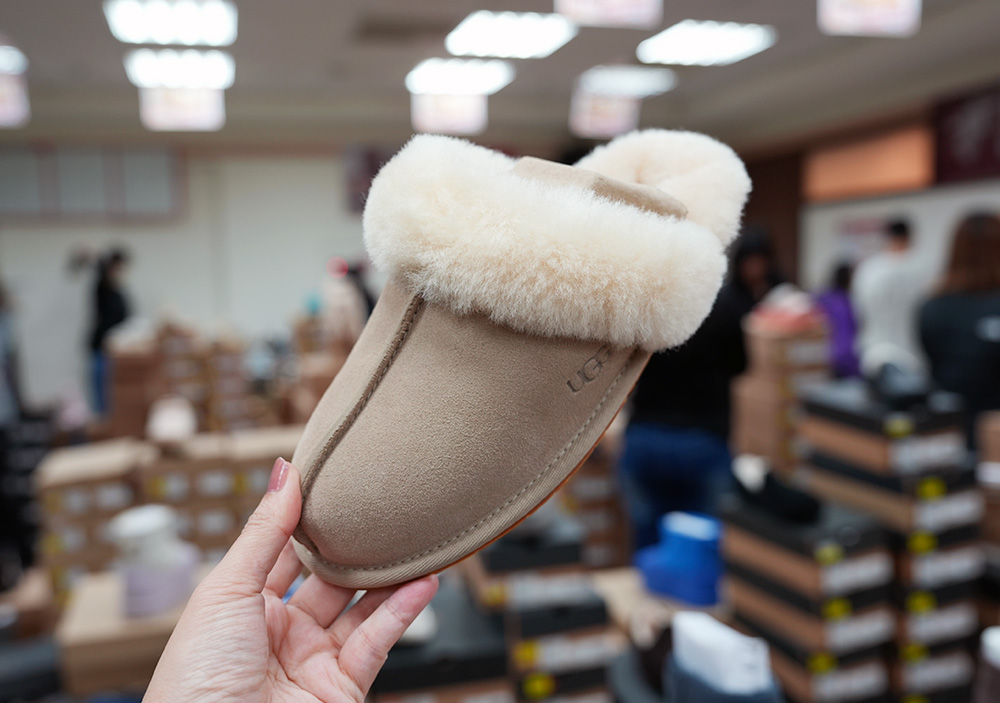 2025【UGG台北鞋特賣會】雪靴、穆勒鞋、運動鞋、涼拖鞋年終狂歡3折起！國際名品TEVA & KangaROOS強強聯手！