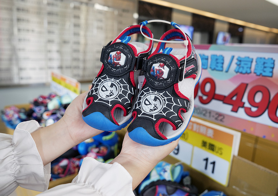 2026【美力–三重特賣會】運動鞋特賣超級折扣！健行鞋、卡通童鞋、護趾涼鞋、職人工作鞋、涼拖鞋、服飾配件1折驚爆價！