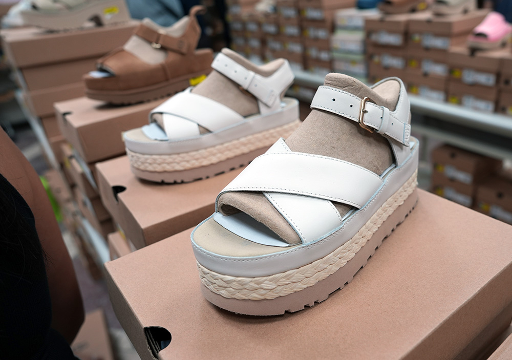 2026 國際名品【台北鞋特賣會】 UGG雪靴、穆勒鞋、運動鞋、涼拖鞋3折起!還有TEVA & KangaROOS強強聯手! 37 2026 國際名品【台北鞋特賣會】 UGG雪靴、穆勒鞋、運動鞋、涼拖鞋3折起!還有TEVA & KangaROOS強強聯手!